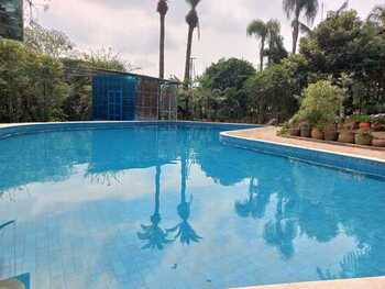 Construção de Piscina de Alvenaria Pequena em Água Azul - Guarulhos