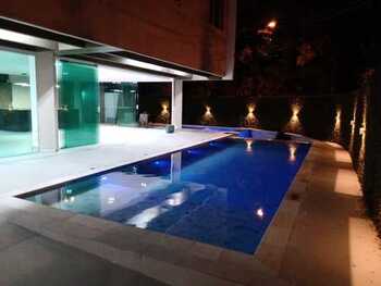 Piscina de Concreto Armado no Jockey Club