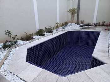 Reforma de Piscina de Concreto Armado em Aguaí